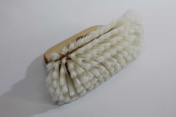 Badewannenbürste / Nylon hell mit Griffbügel, geölt